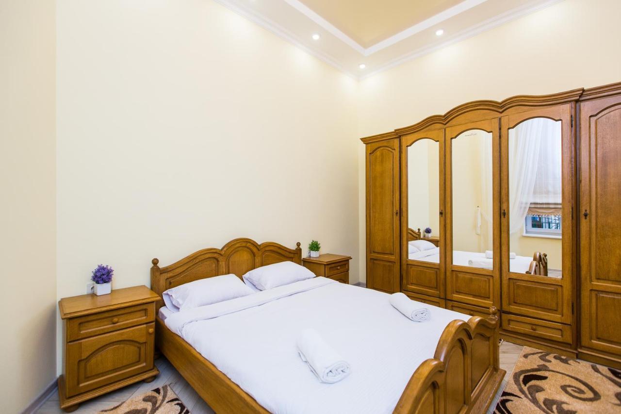 Avangard On Sholom Aleikhem St 7 Apart Apartamento Lviv Exterior foto